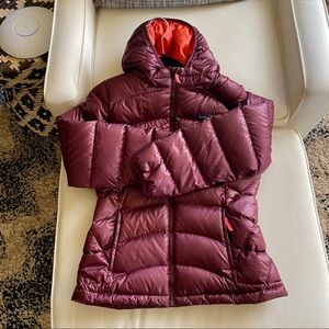 Patagonia Girl’s Hi-Loft Down Jacket, XL